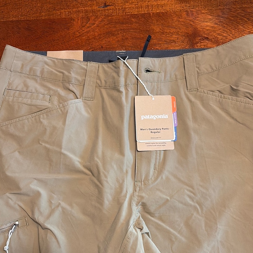 Patagonia Tan Chinos Modern Silhouette